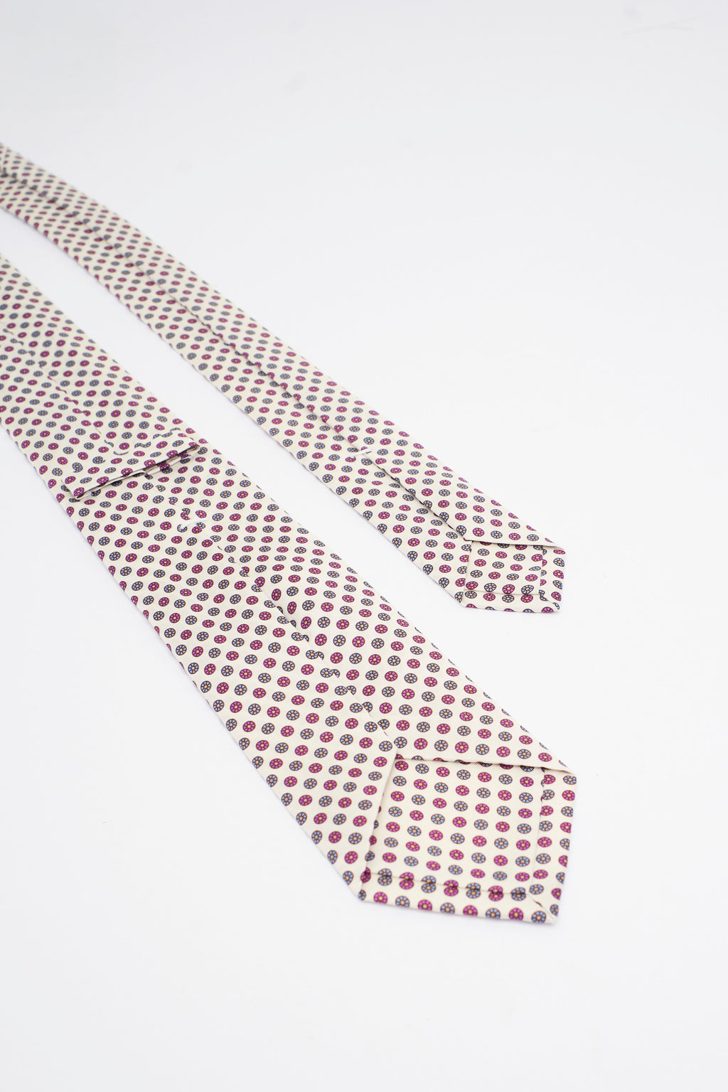 Cravatta in Seta Panna con Motivo a Cerchi