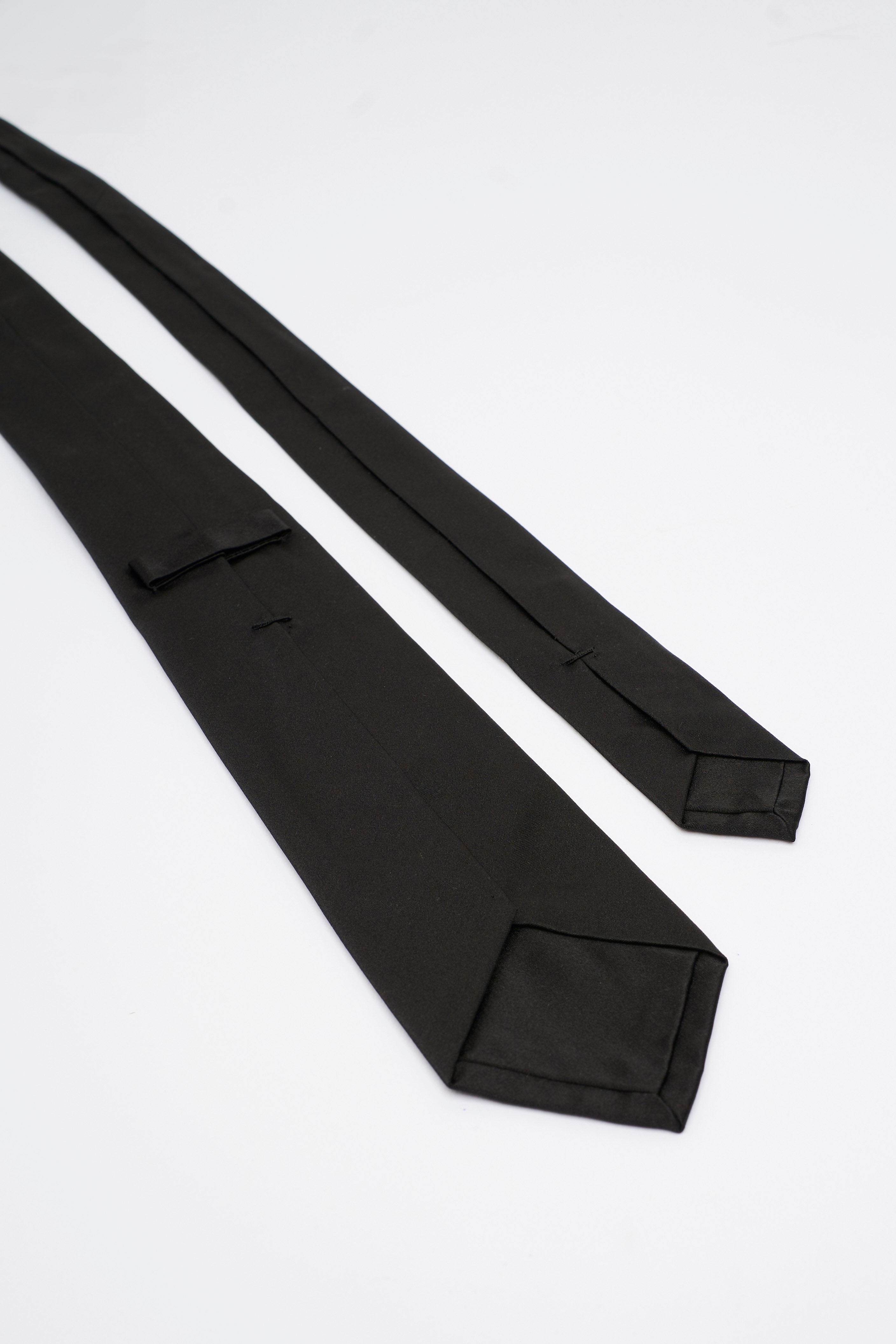 Cravatta in Seta Total Black